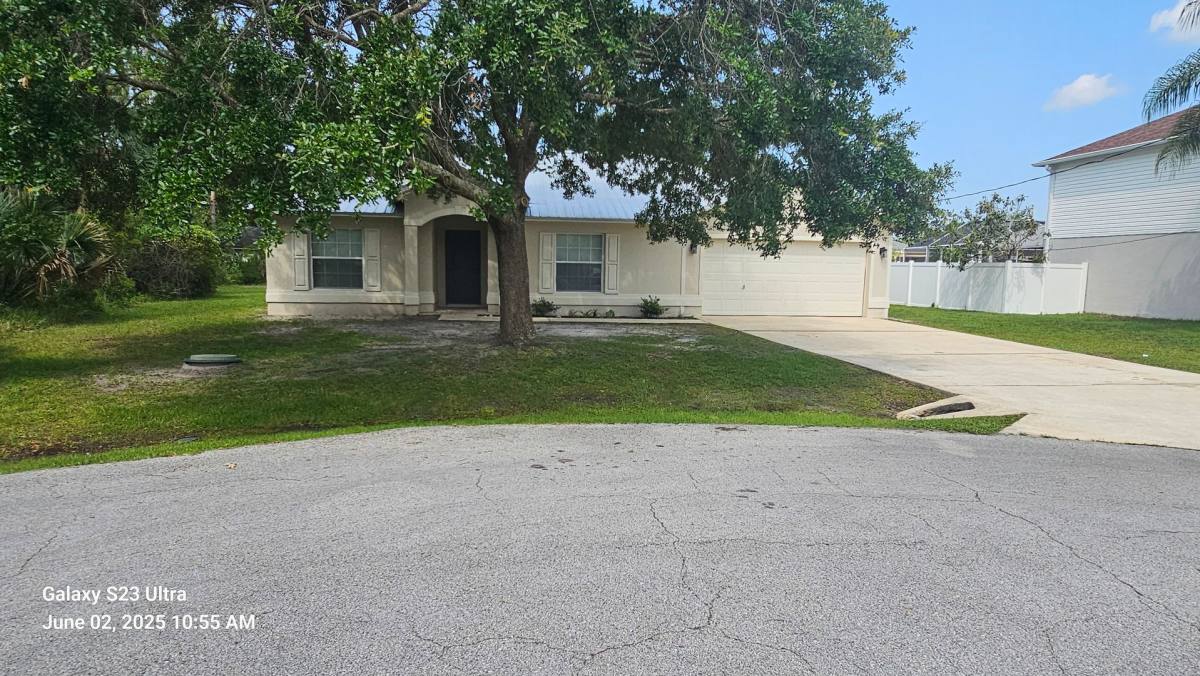 House for rent at 10 Lincoln Place, Palm Coast, FL 32137