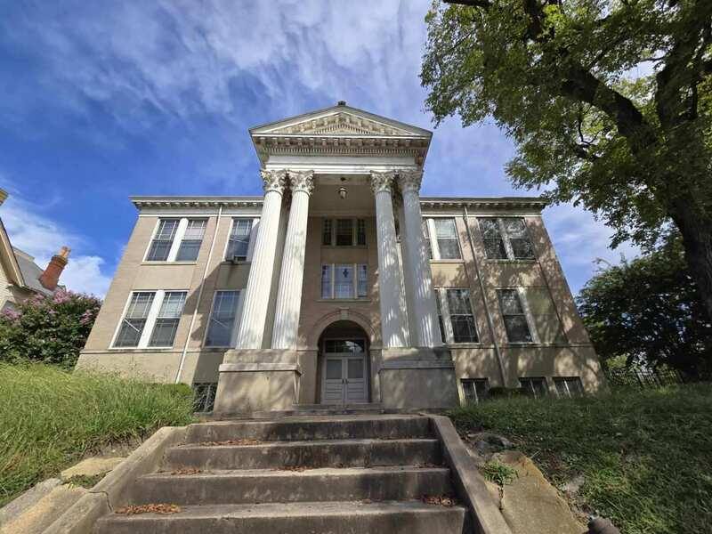Apartment for rent at 600 W Washington St #104, Petersburg, VA 23803