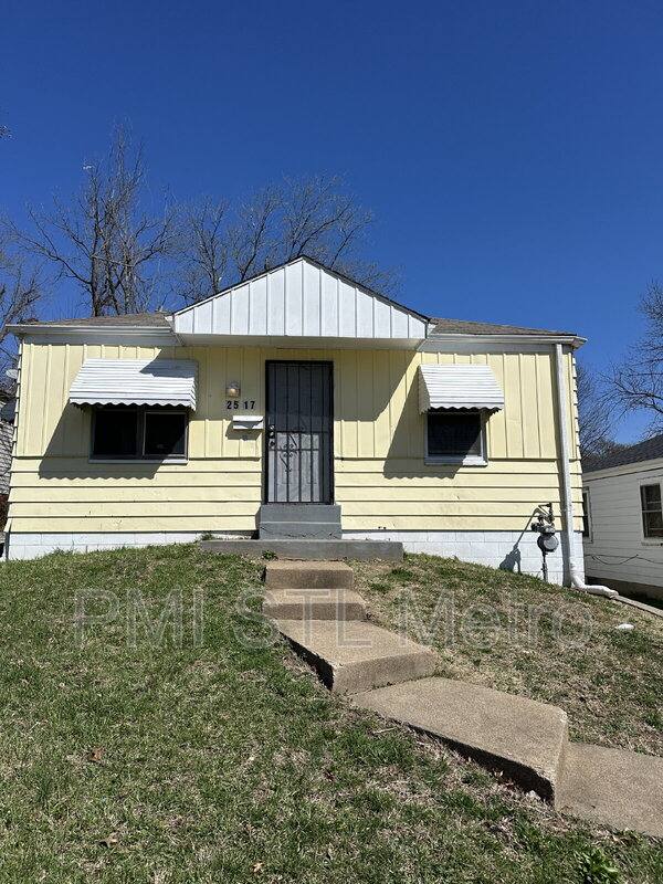 House for rent at 2517 Shirley Ave, Saint Louis, MO 63136