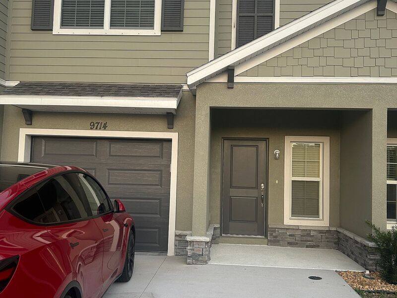 Townhouse for rent at 9714 Sweetwell Place, Riverview, FL 33569