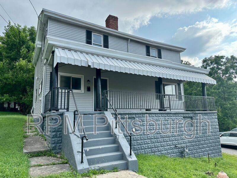 House for rent at 21 Kohlmeyers Lane, Pittsburgh, PA 15211