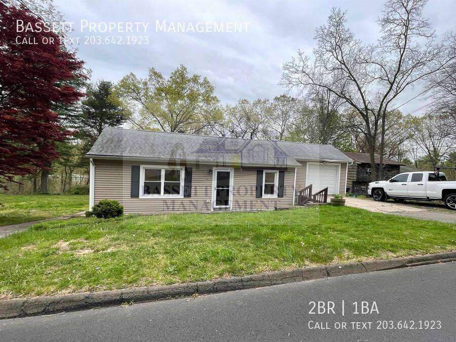 House for rent at 30 Upper State St, North Haven, CT 06473
