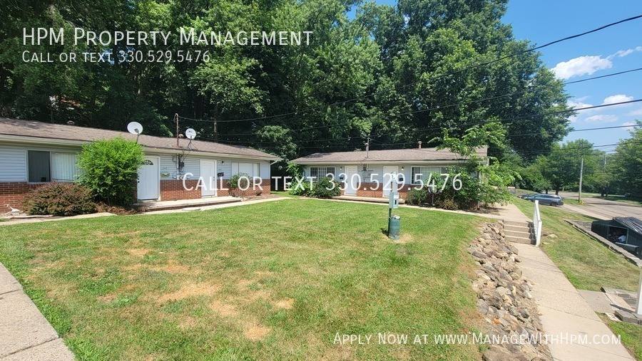 Apartment for rent at 2369 Newton St, Akron, OH 44305