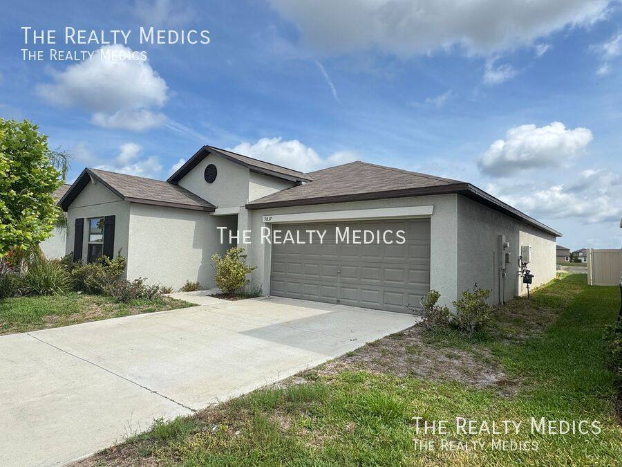 House for rent at 9837 Lemon Drop Loop, Sun City Center, FL 33573