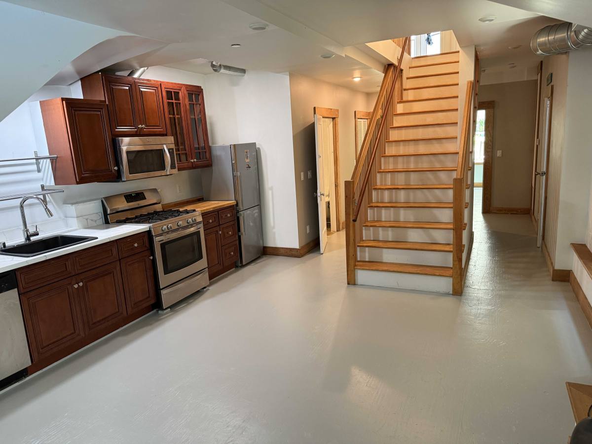 Apartment for rent at 1845 Lake St #2, San Francisco, CA 94121