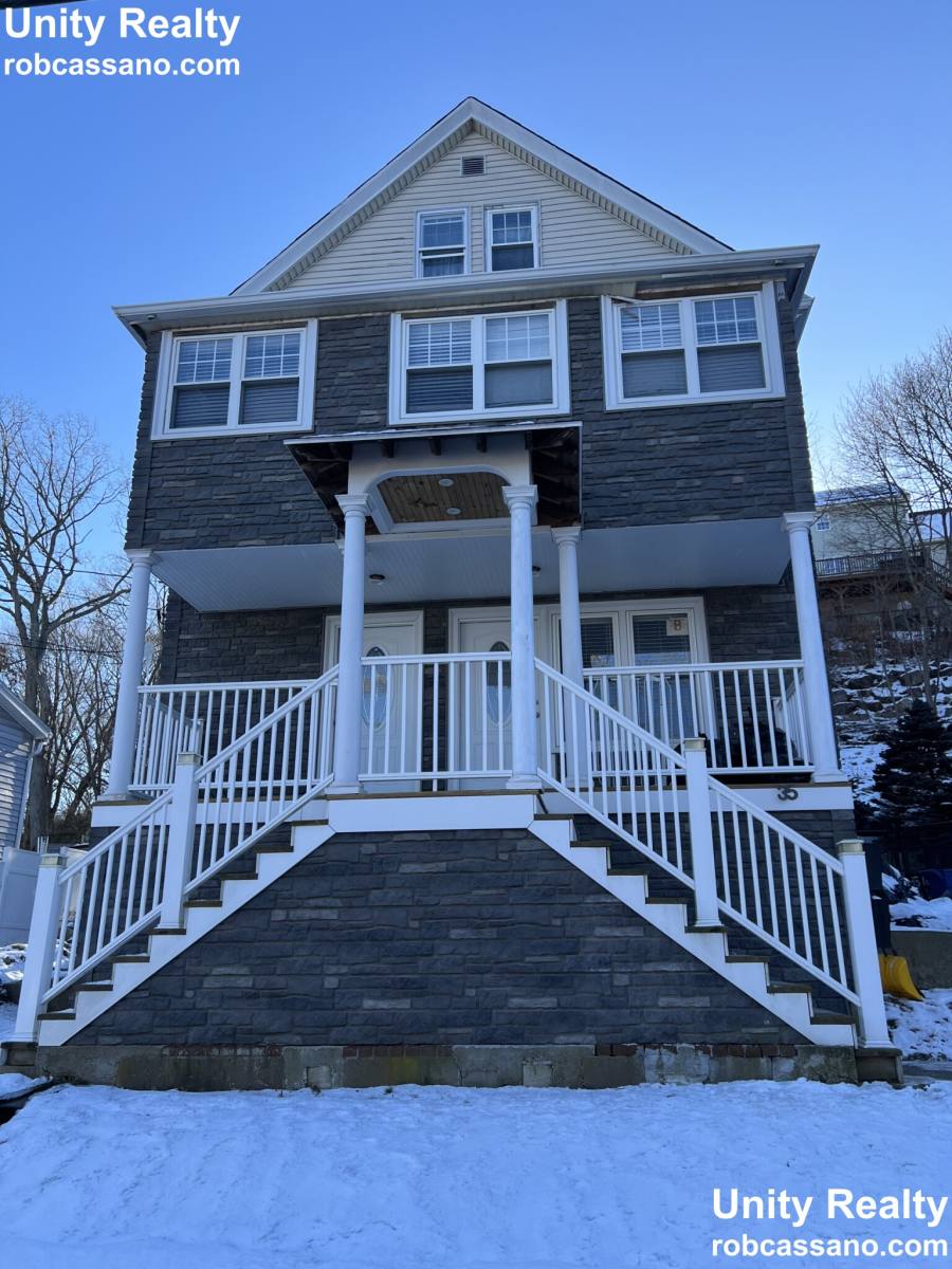Apartment for rent at 35 Endicott St #1, Saugus, MA 01906