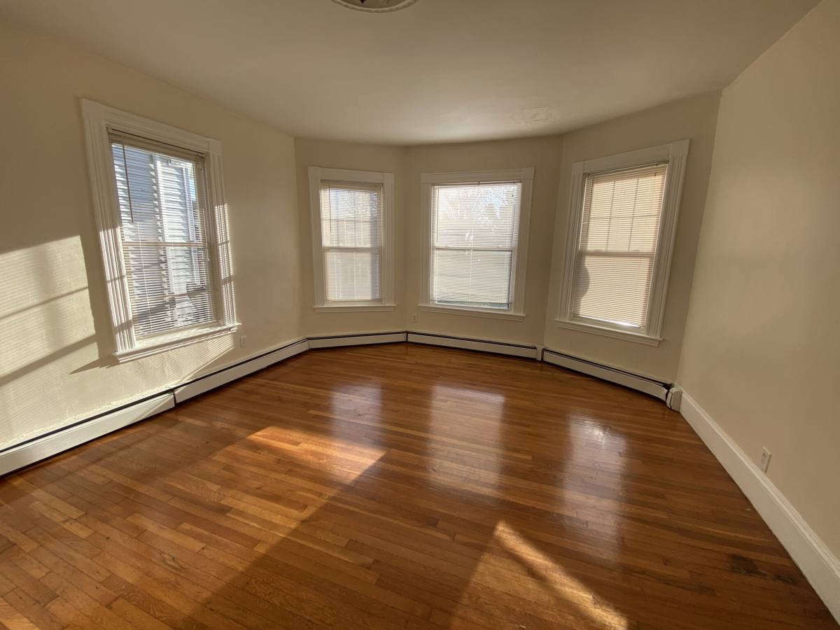 House for rent at 98 Winthrop St #5, Roxbury, MA 02119
