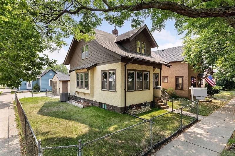 House for rent at 408 Fulton St, Saint Paul, MN 55102