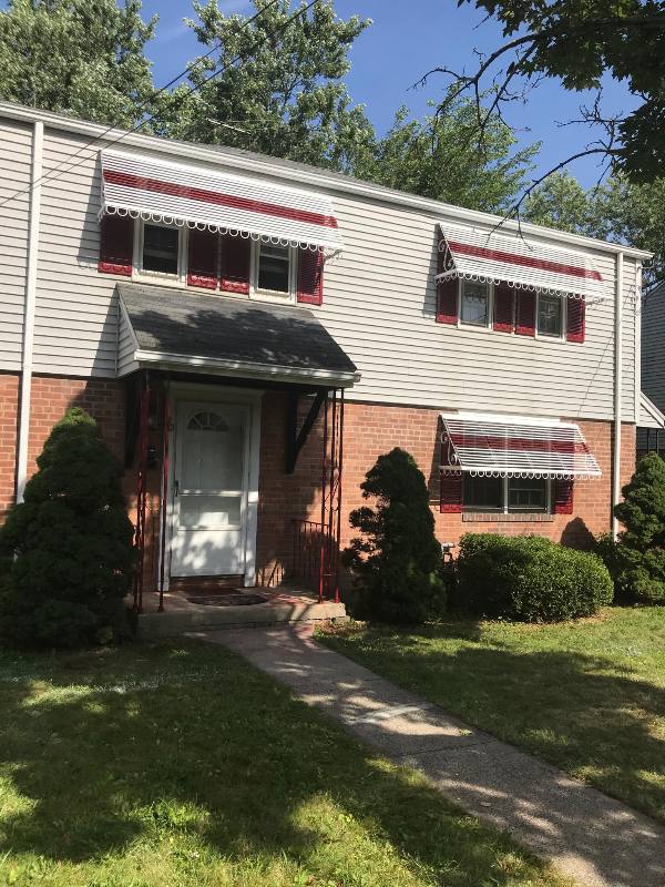 Townhouse for rent at 28 Rutland St, Hartford, CT 06120