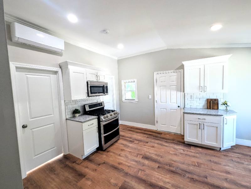 Apartment for rent at 31 Oberlin St #3, Worcester, MA 01610