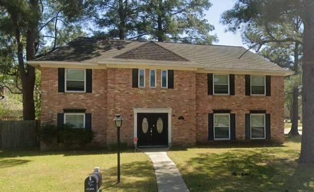 House for rent at 8123 Theisswood Rd, Spring, TX 77379