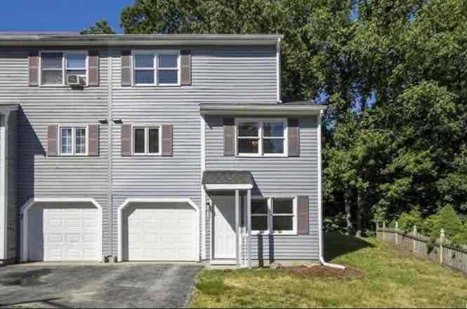 Townhouse for rent at 35 Gates Rd #B, Worcester, MA 01603