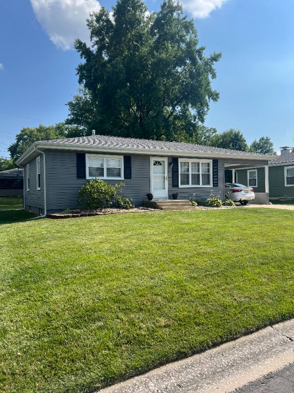 House for rent at 516 Bollman Ave, Edwardsville, IL 62025