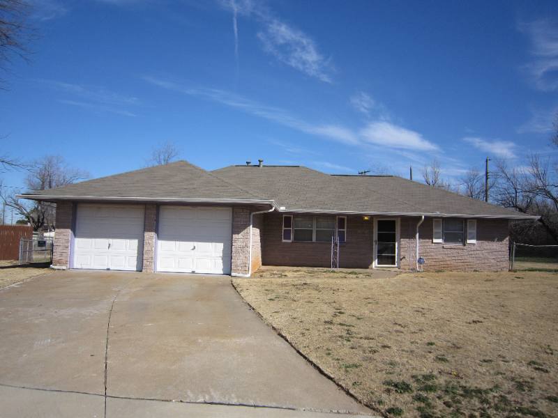 House for rent at 4910 Fox Court, Oklahoma City, OK 73111