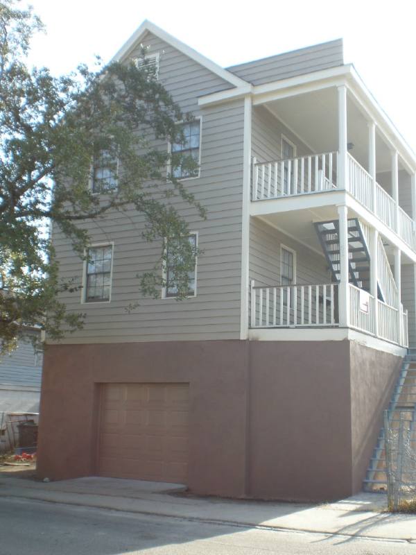 Apartment for rent at 61 Cooper St #A, Charleston, SC 29403