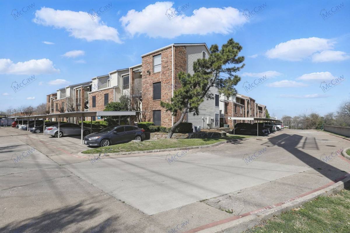 Apartment for rent at 1513 E I30 Freeway 126, Garland, TX 75043