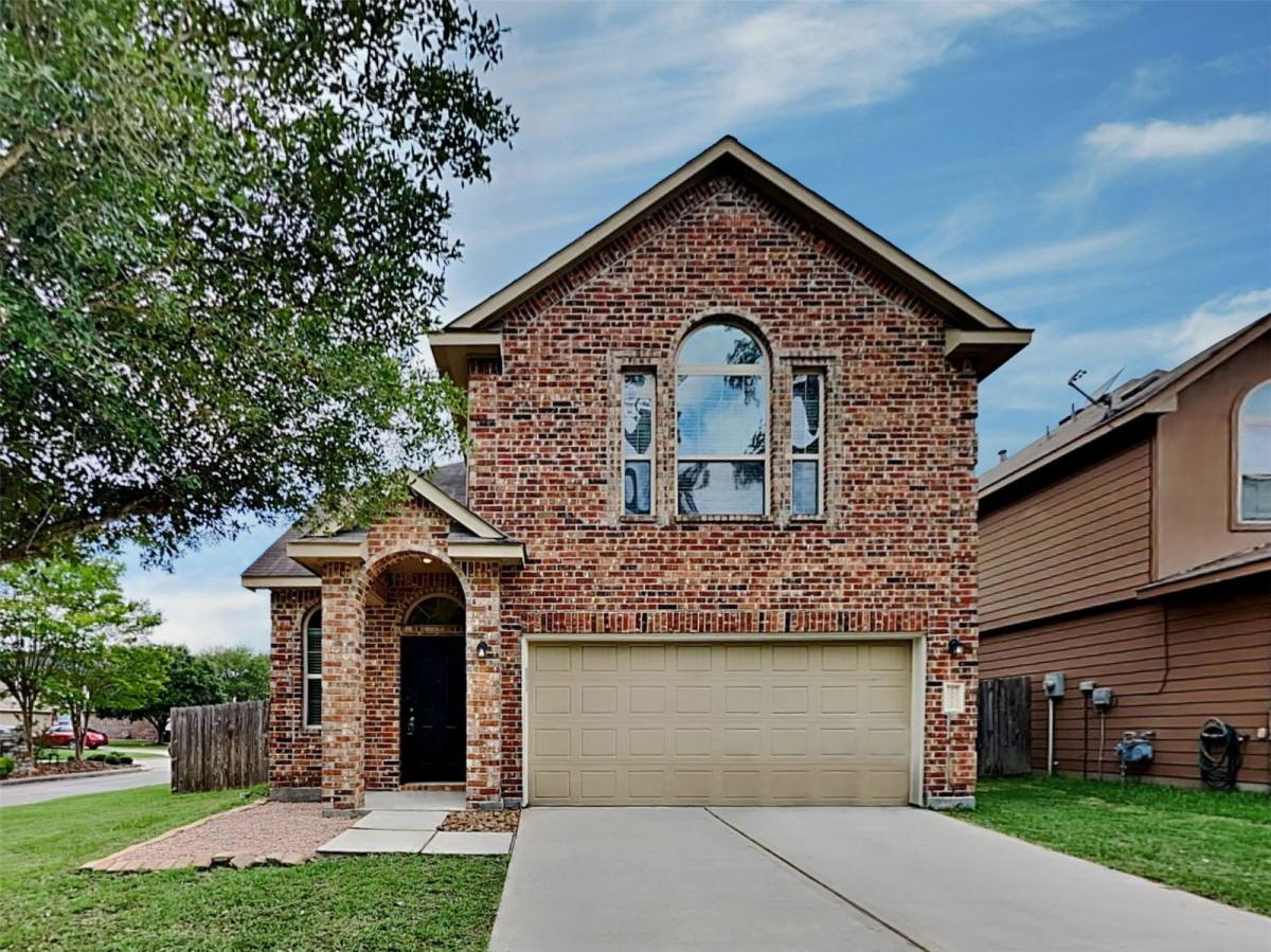 House for rent at 33217 Wedgewood Dr, Magnolia, TX 77354