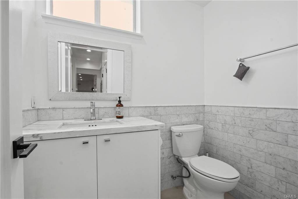 Townhouse for rent at 1133 24th St #11, Santa Monica, CA 90403