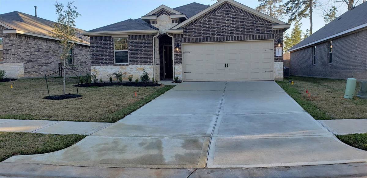House for rent at 14223 Glacier Bay Court, Conroe, TX 77384