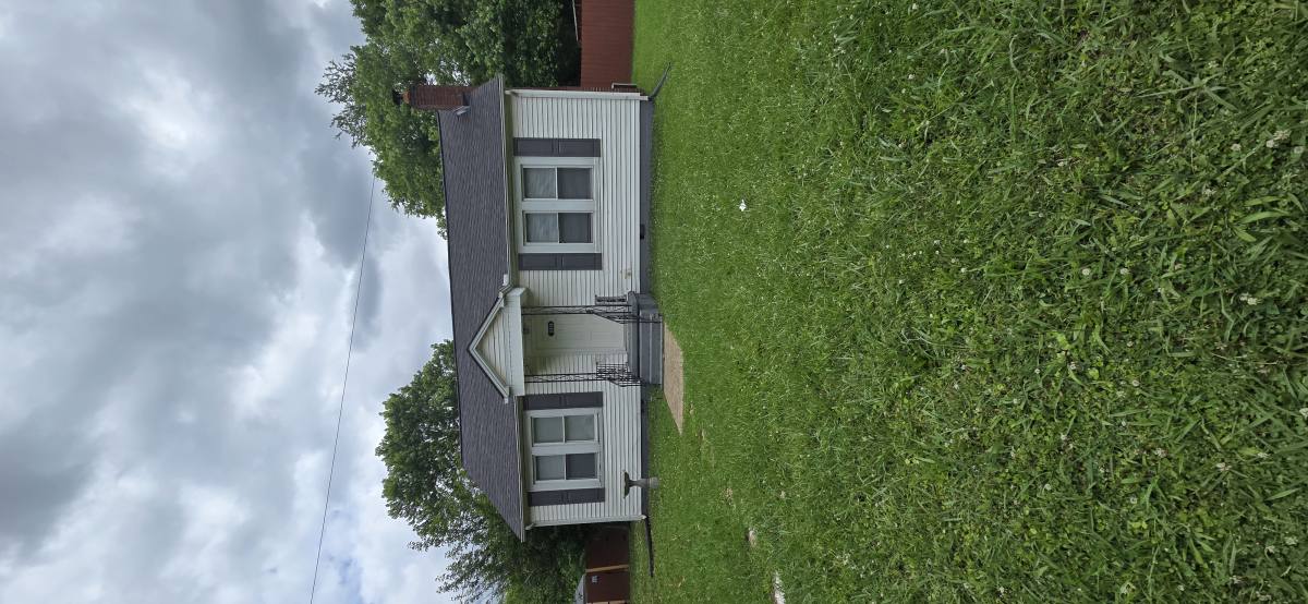 House for rent at 2313 Sanderson Rd, Knoxville, TN 37921