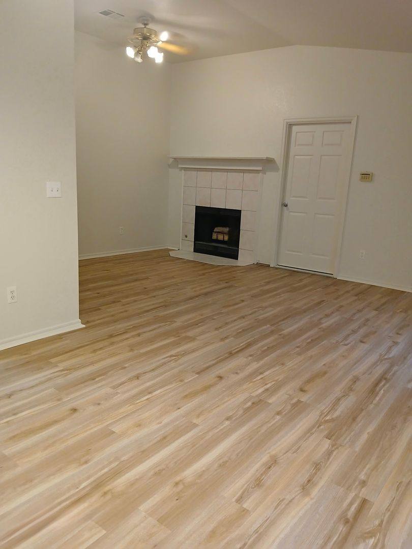 Apartment for rent at 100 48th Ave NW, Norman, OK 73072