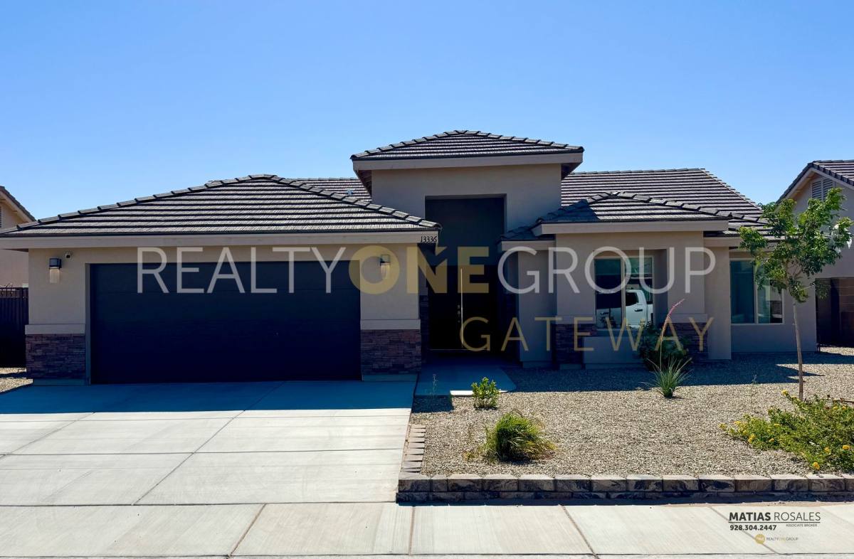 House for rent at 13336 S 50th Dr, Yuma, AZ 85367
