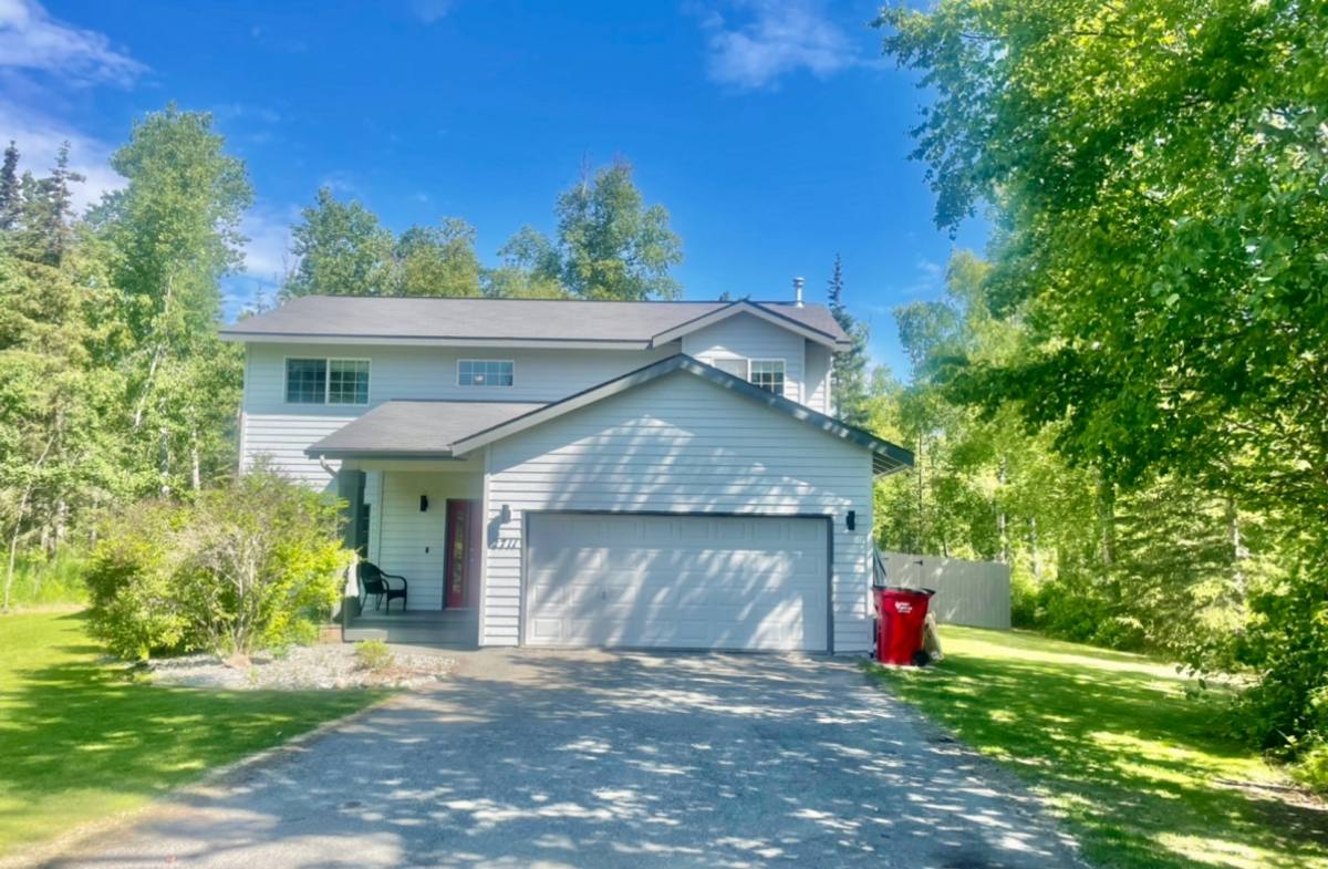 House for rent at 2711 N Woodfield Dr, Wasilla, AK 99654