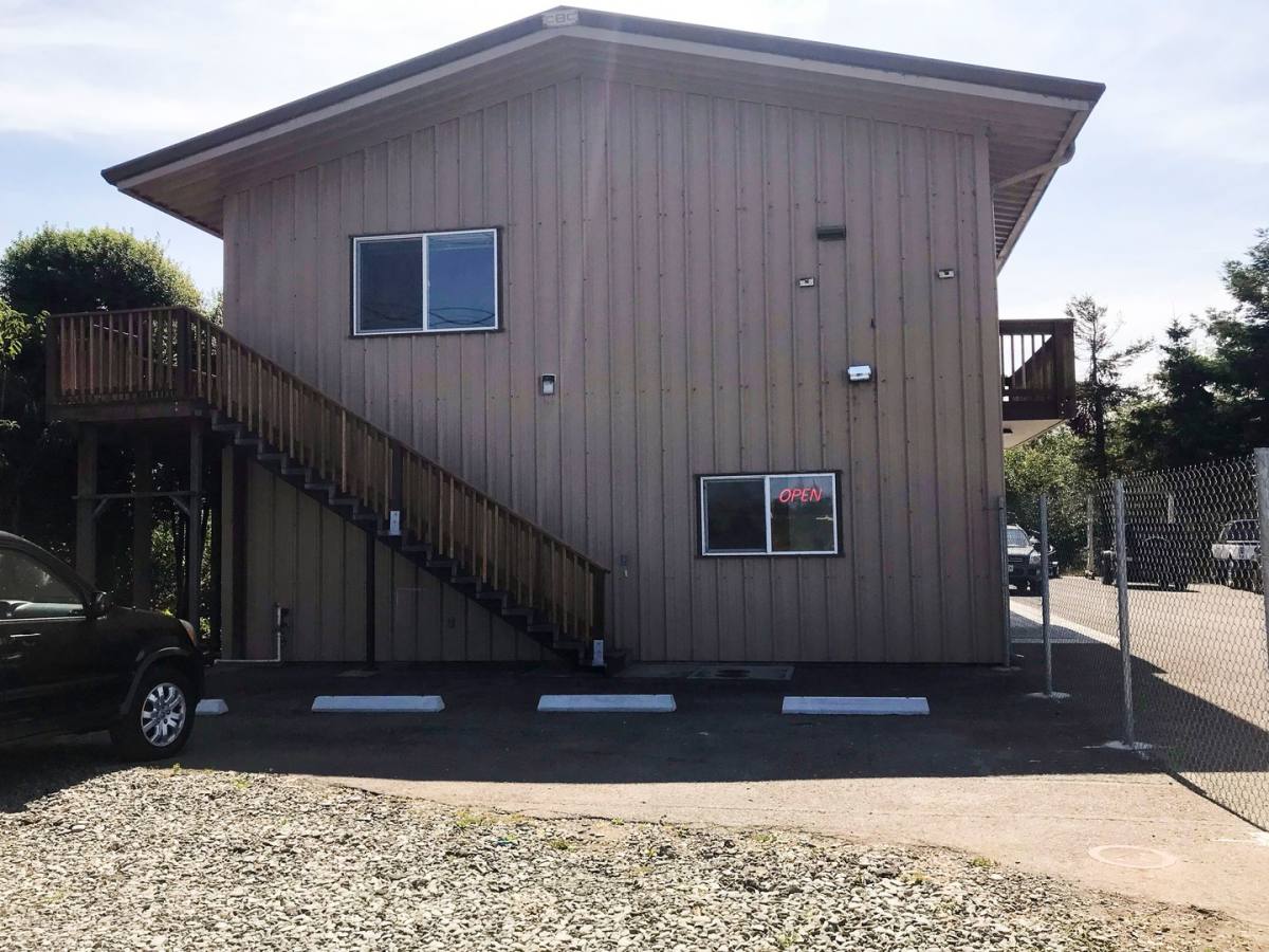 Apartment for rent at 5953 S Broadway Ave, Eureka, CA 95503