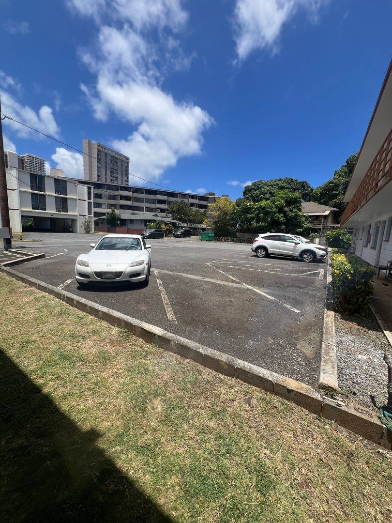 Apartment for rent at 2729 & 2733 Kaaha St, Honolulu, HI 96826