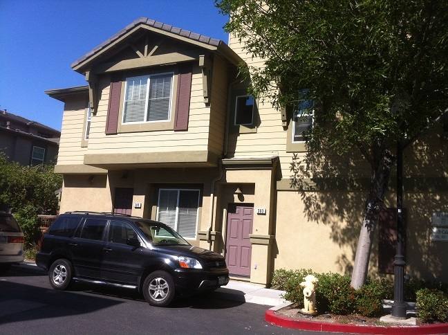 Townhouse for rent at 303 Celebration Dr, Milpitas, CA 95035