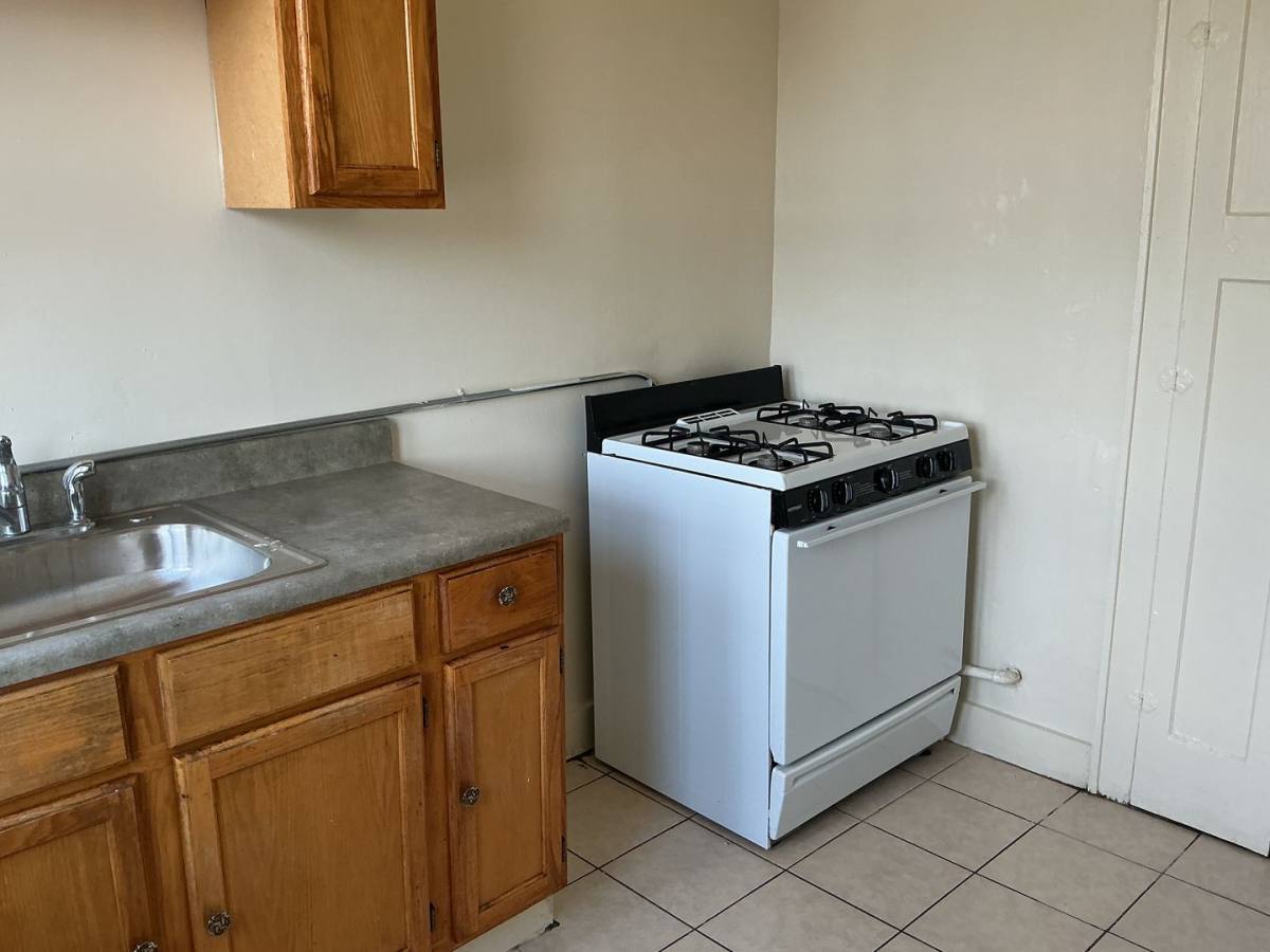 Apartment for rent at 2613 W Capitol Dr, Milwaukee, WI 53206