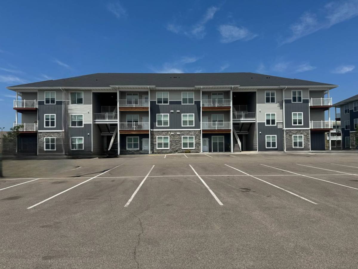 Apartment for rent at 381 Chippewa Mall Dr, Chippewa Falls, WI 54729