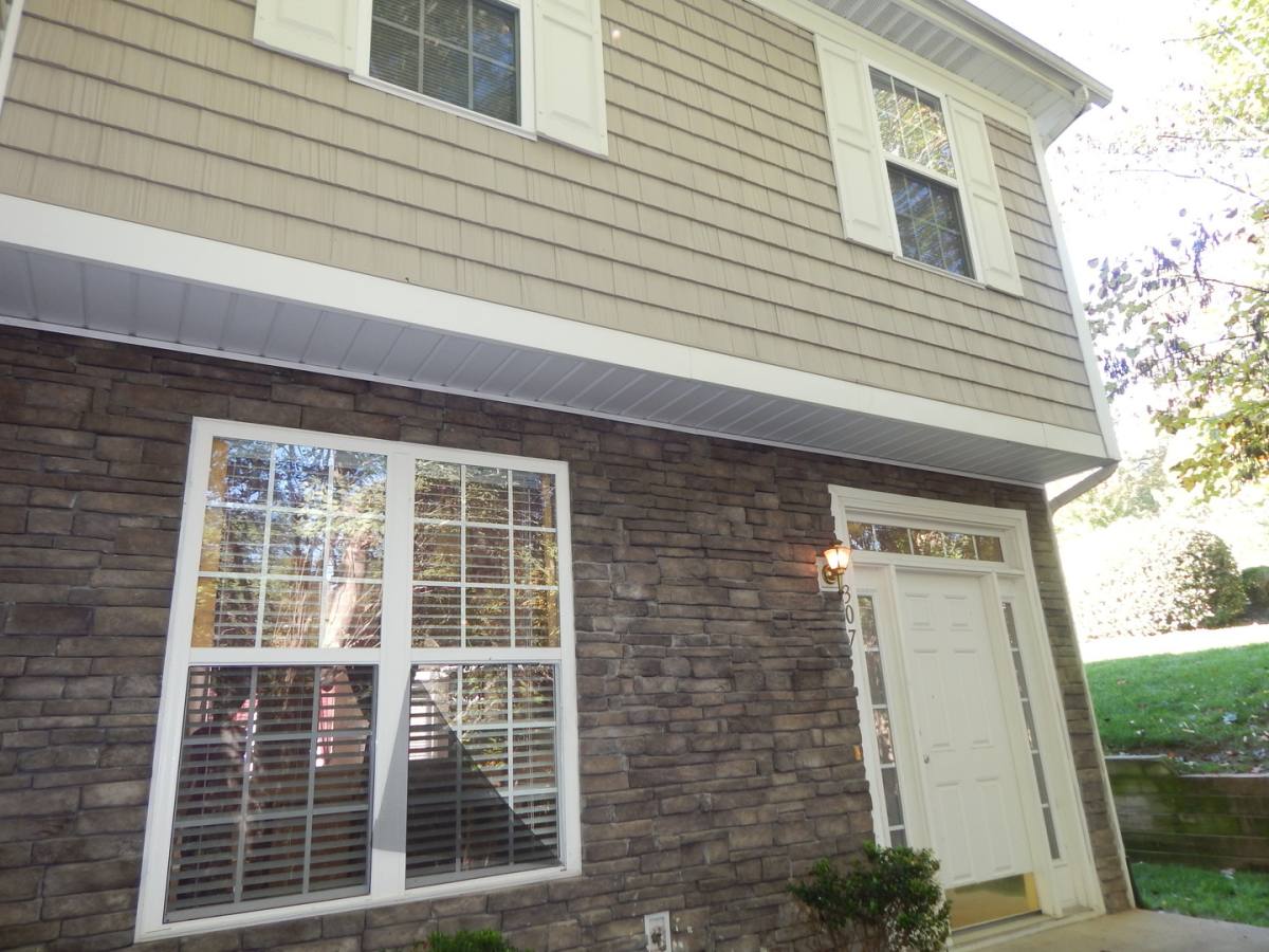 House for rent at 307 Alabarda Lane, Charlotte, NC 28273