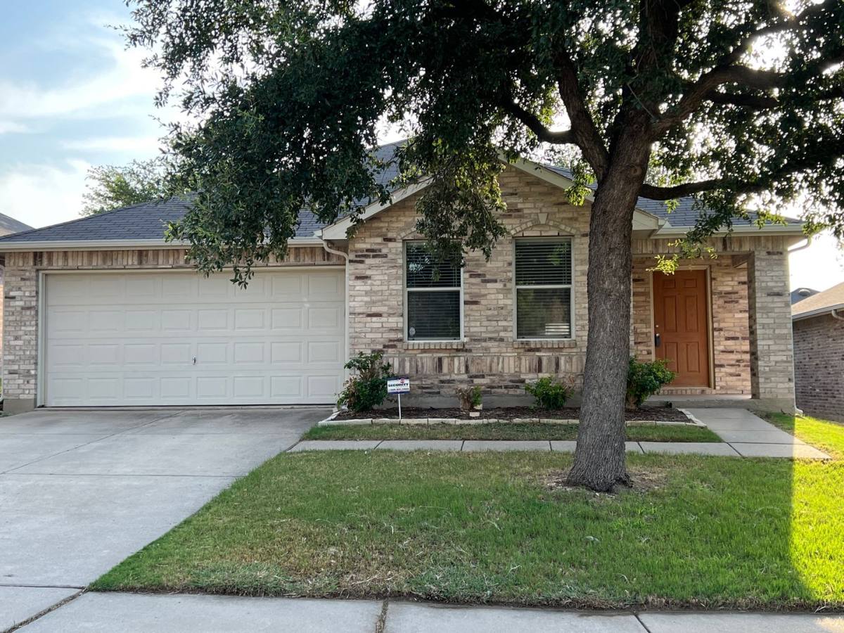 House for rent at 12984 Vassar Dr, Frisco, TX 75035