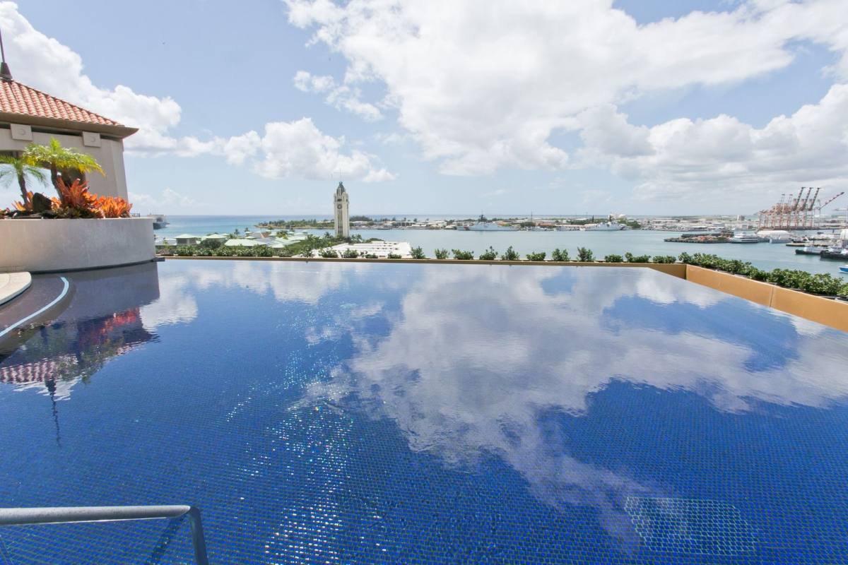 Apartment for rent at 66 Queen St, Honolulu, HI 96813