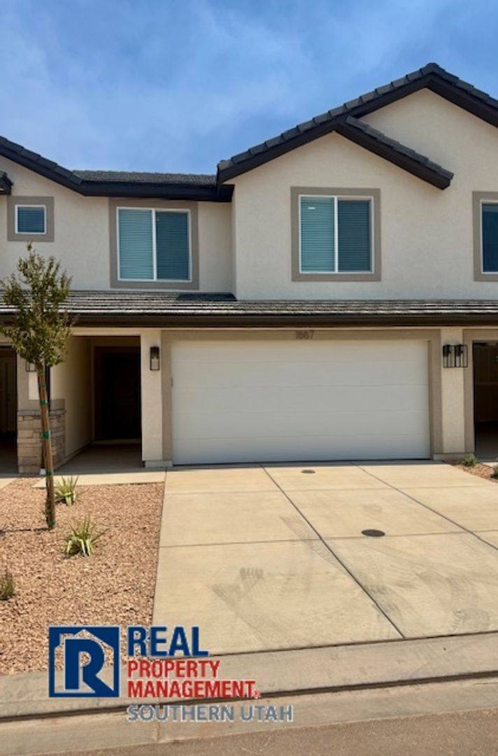 Townhouse for rent at 1667 S Forbidding Way, Washington, UT 84780