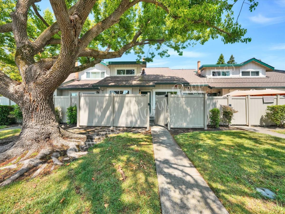 Condo for rent at 1098 Civic Center Dr, Rohnert Park, CA 94928