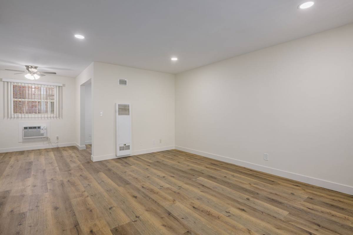 Apartment for rent at 2001 N Beachwood Dr, Los Angeles, CA 90068