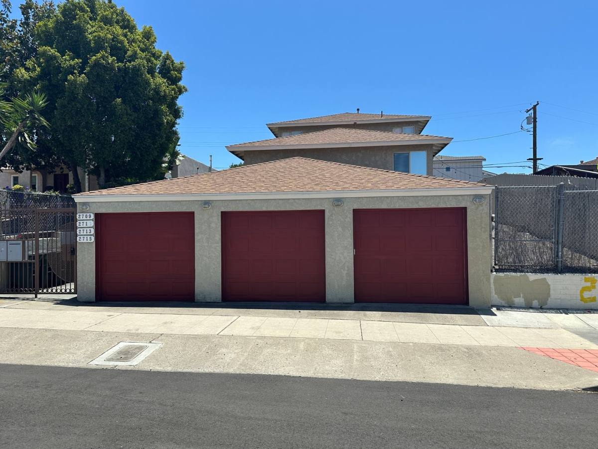 Apartment for rent at 2709-2715 Broadway, San Diego, CA 92101