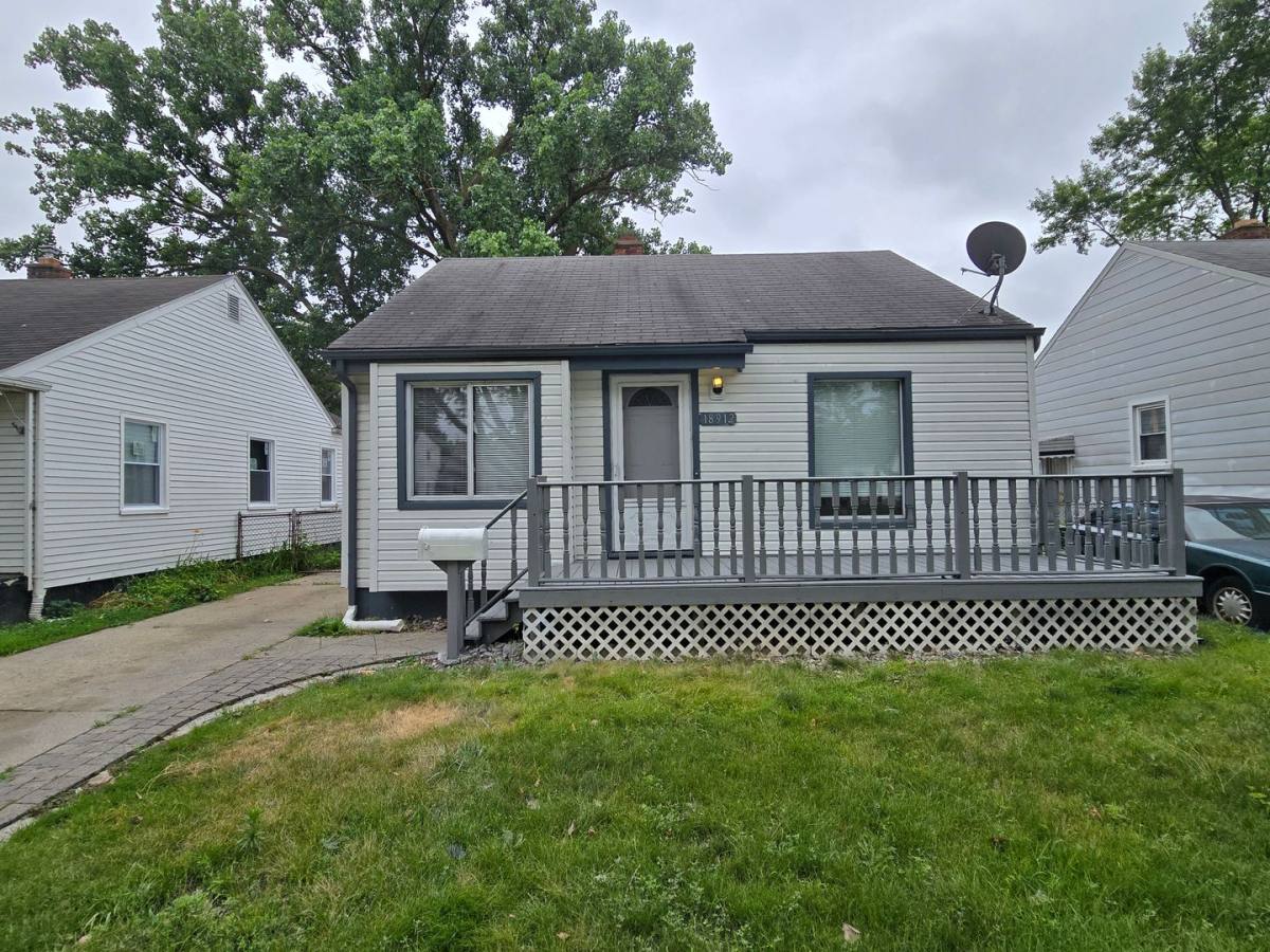 House for rent at 18912 Woodcrest St, Harper Woods, MI 48225