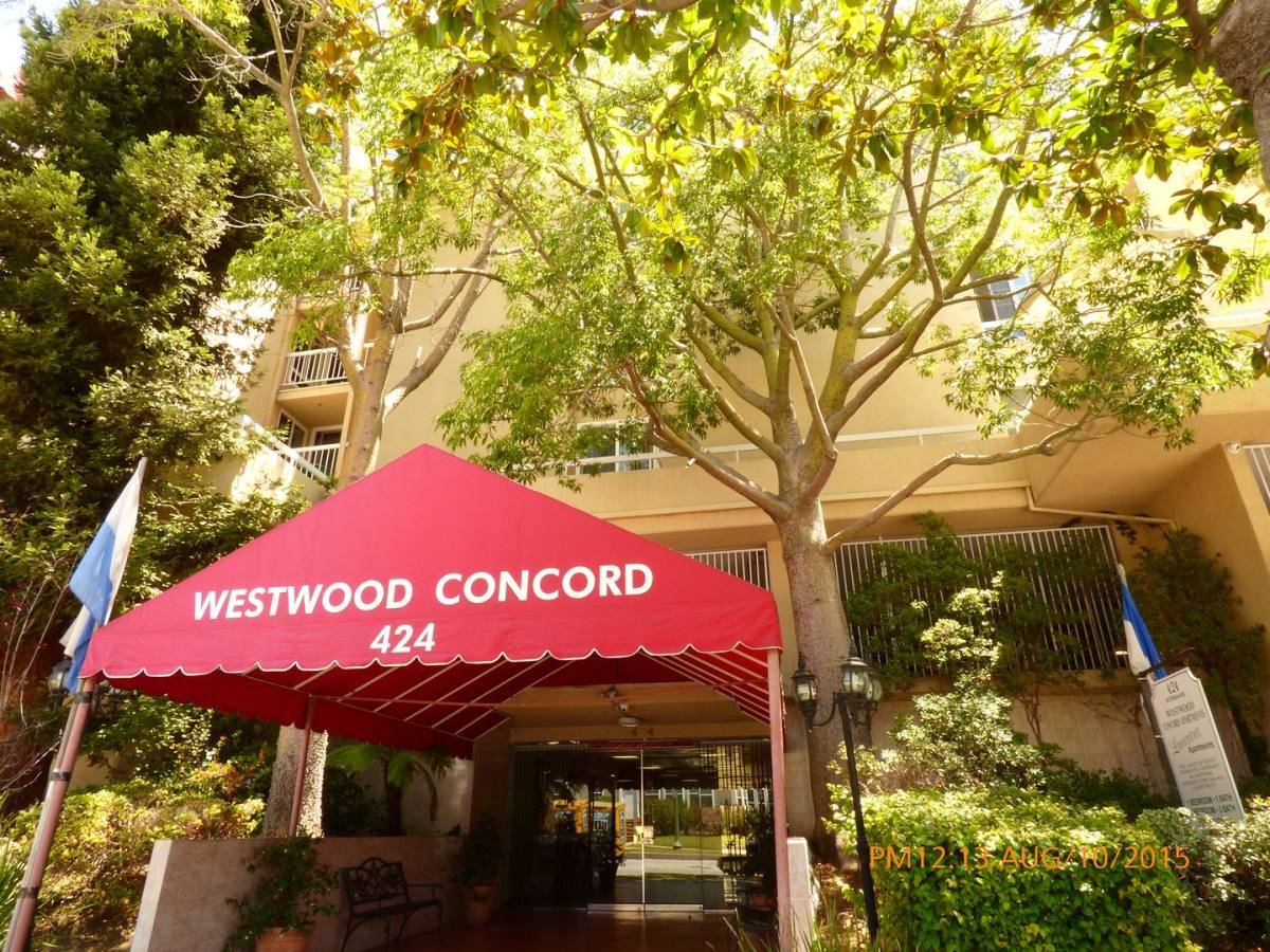 Apartment for rent at 424 Veteran Ave, Los Angeles, CA 90024