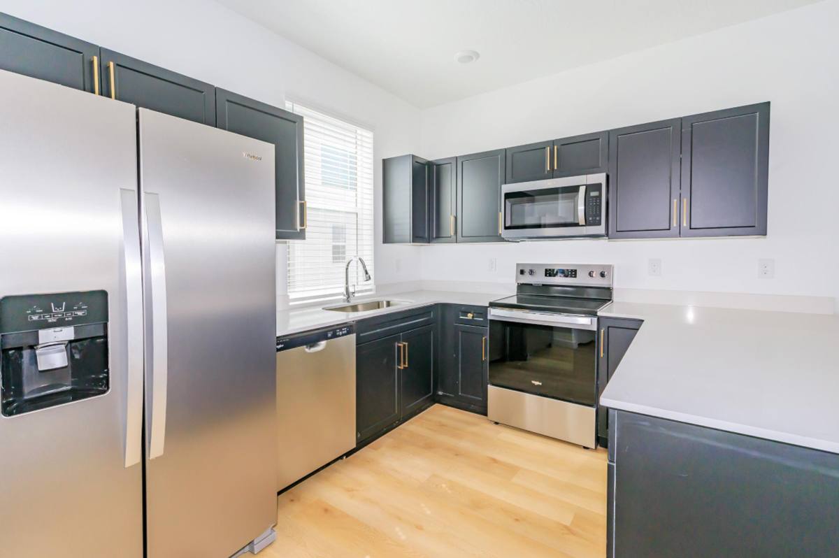 Townhouse for rent at 566 S Redwood Rd, Salt Lake City, UT 84104
