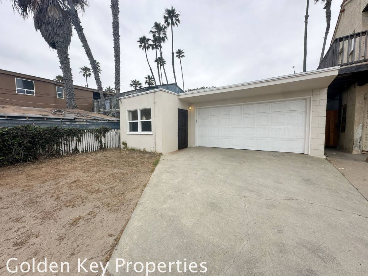 Townhouse for rent at 522 S The Strand, Oceanside, CA 92054
