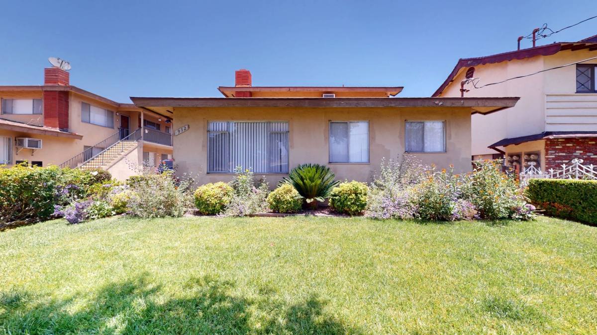 Apartment for rent at 912 N First St, Alhambra, CA 91801