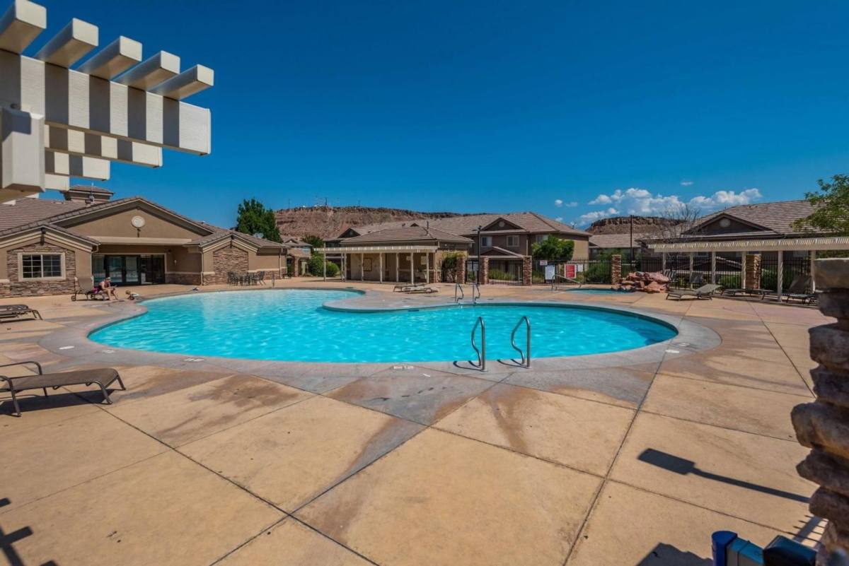 Townhouse for rent at 3155 S Hidden Valley Dr, Saint George, UT 84790