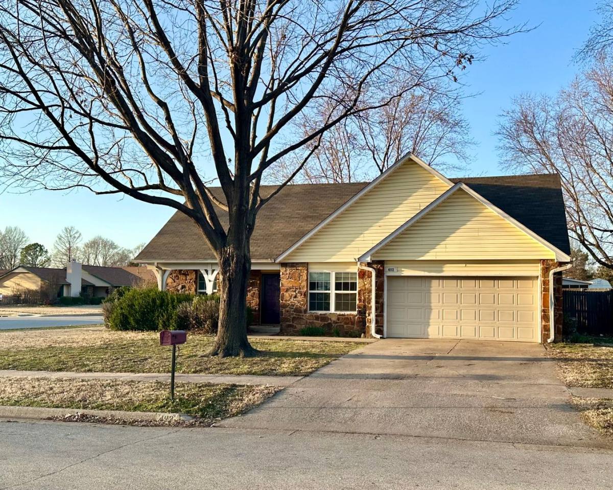House for rent at 4112 W Quincy Court, Broken Arrow, OK 74012