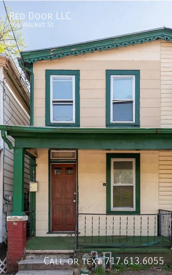 House for rent at 564 Walnut St, Pottstown, PA 19464
