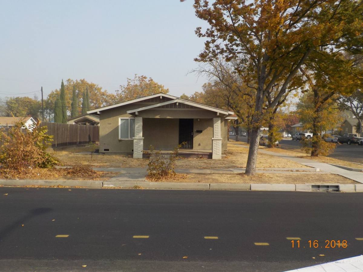 House for rent at 502 14th St, Modesto, CA 95354