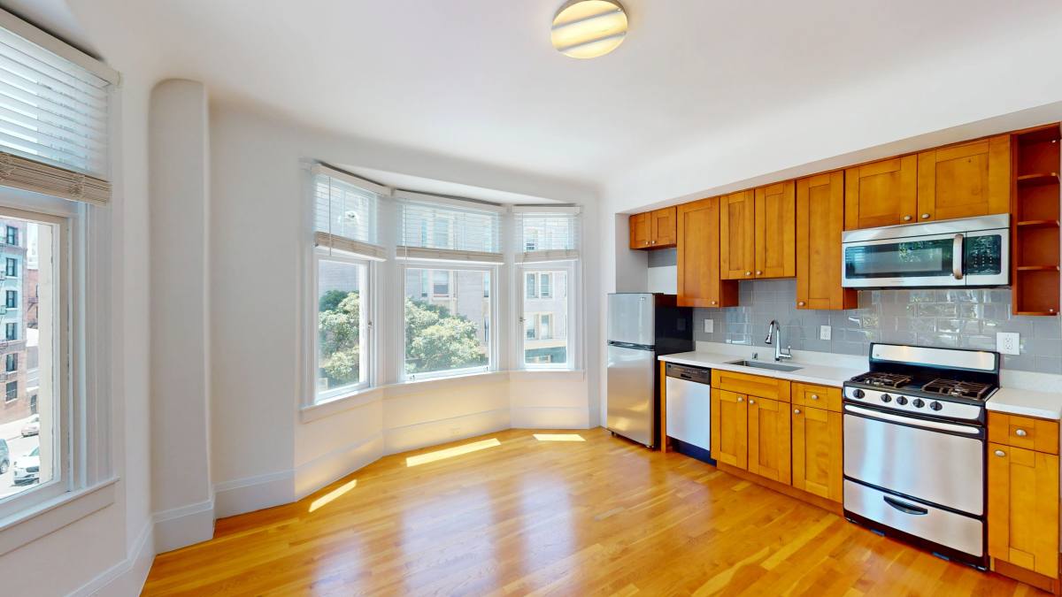 Apartment for rent at 1106 Bush St #303, San Francisco, CA 94109