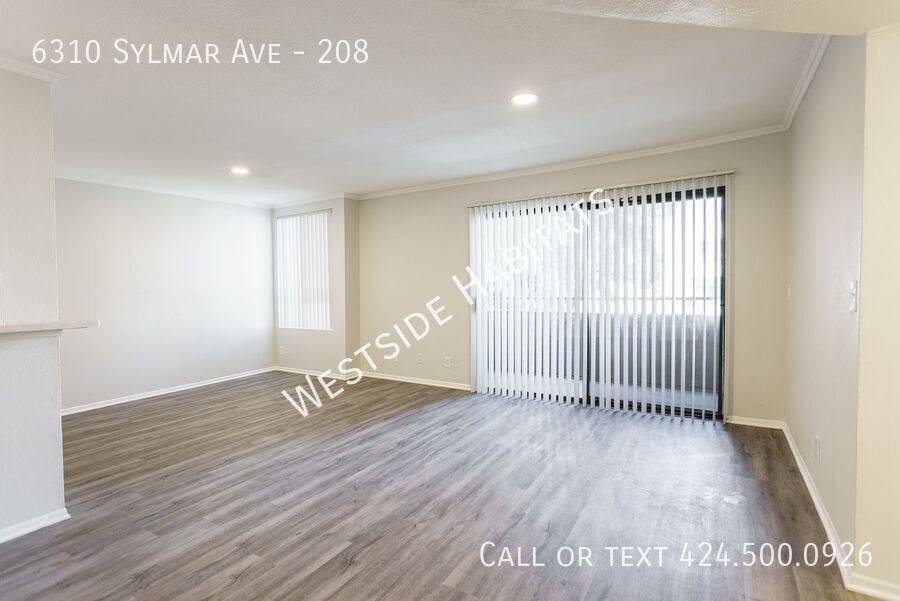 Apartment for rent at 6310 Sylmar Ave, Van Nuys, CA 91401